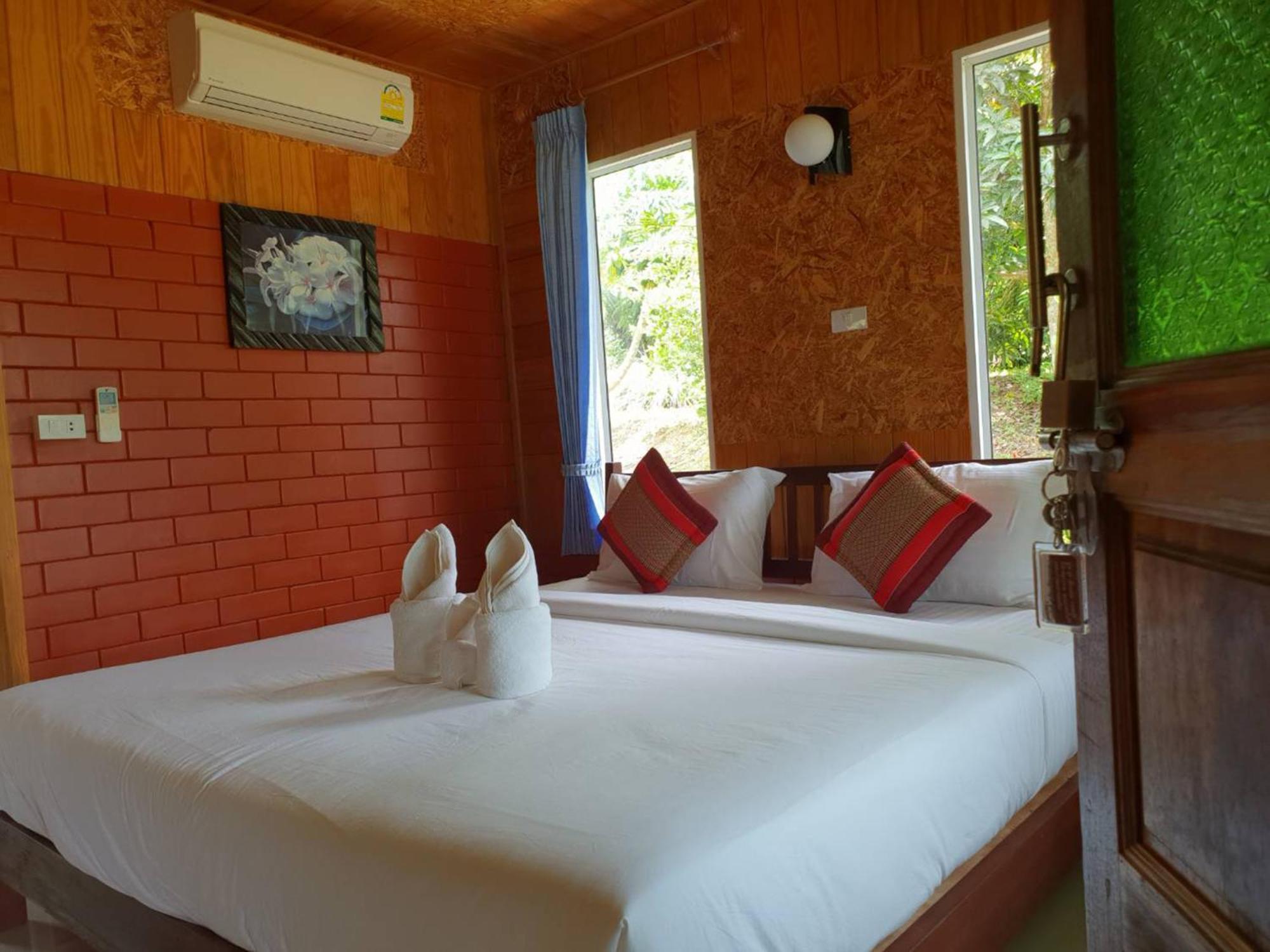 Baan Suan Hill Resort Ban Tha Khun Ngoại thất bức ảnh