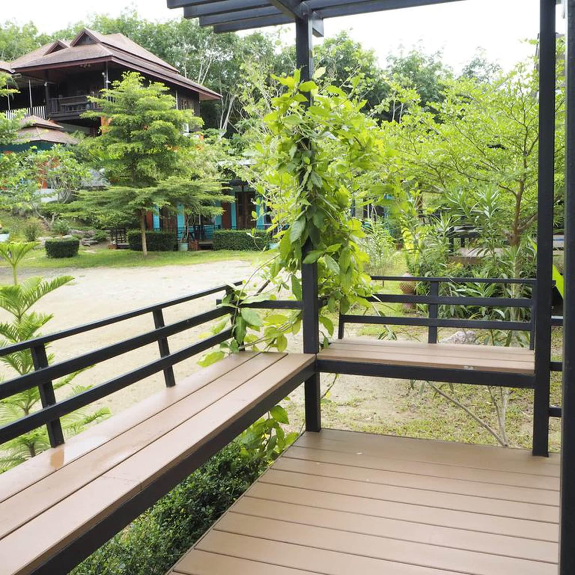 Baan Suan Hill Resort Ban Tha Khun Ngoại thất bức ảnh