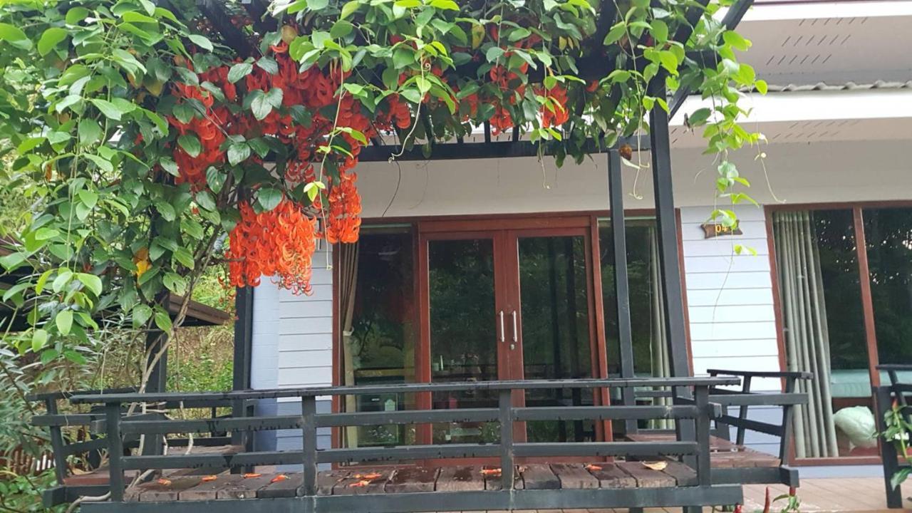 Baan Suan Hill Resort Ban Tha Khun Ngoại thất bức ảnh
